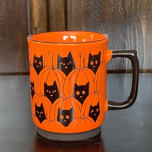 Vintage Style 18oz Black Cat Halloween Mug - Picture 1 of 9